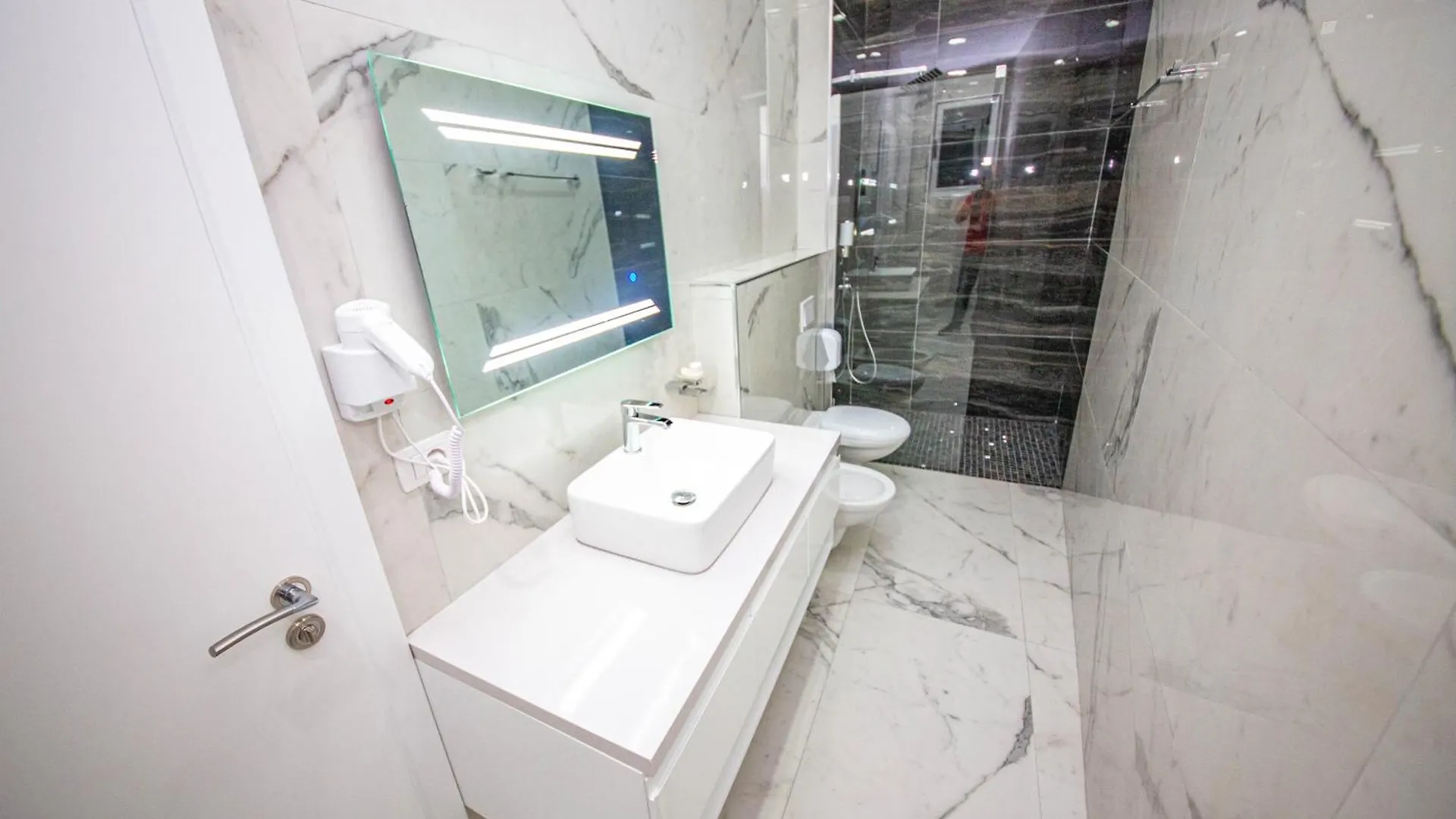 Noan Hotel & Resort Dhermi