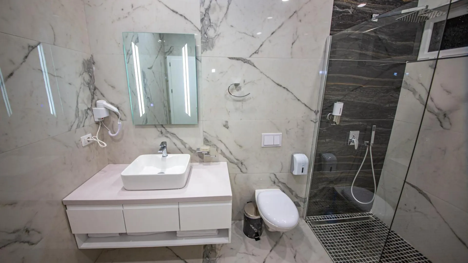 Noan Hotel & Resort Dhermi